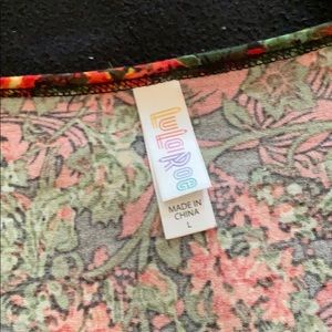 Lularoe L Perfect Tee
